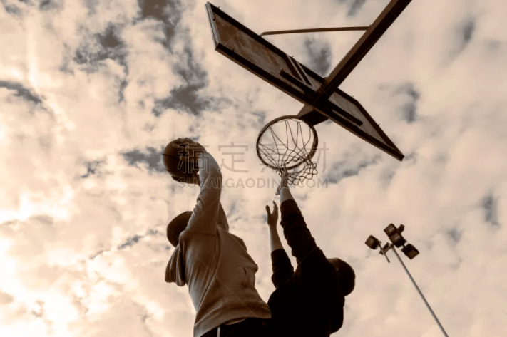 底特律老虎队由于薪资空间锁死，无法在自由市场进行大动作